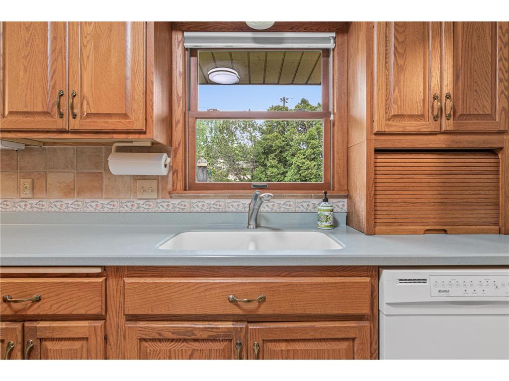 8081 Carmen Avenue Inver Grove Heights MN 55076 7060299 image13