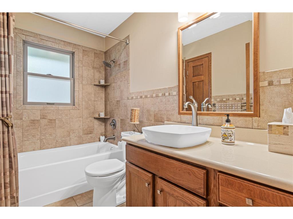 8081 Carmen Avenue Inver Grove Heights MN 55076 7060299 image19