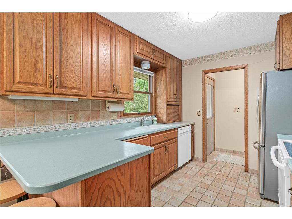 8081 Carmen Avenue Inver Grove Heights MN 55076 7060299 image9