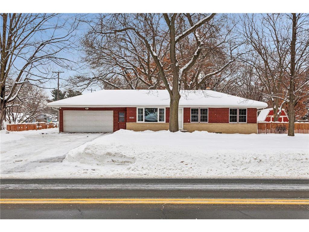 8081 Red Oak Drive Mounds View MN 55112 7008357 image1