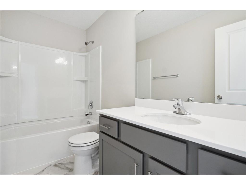 8082 180th Street W Lakeville MN 55044 7037113 image10