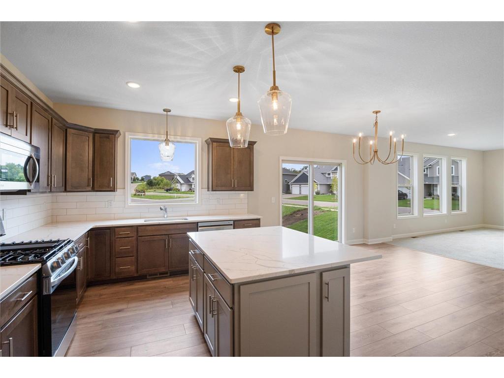 8082 180th Street W Lakeville MN 55044 7037113 image2