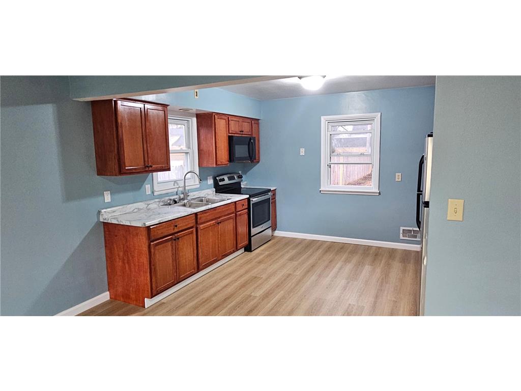 809 10th Avenue N Saint Cloud MN 56303 7054225 image4