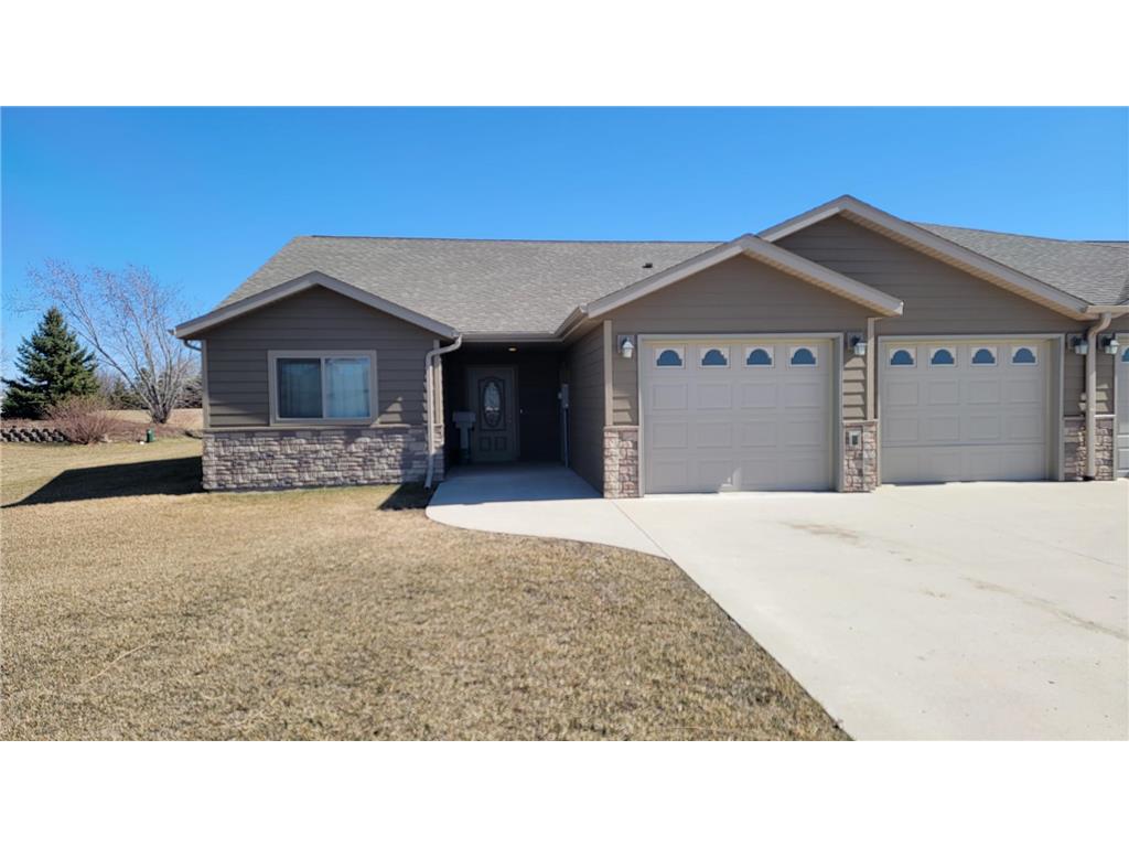809 10th Avenue SW Pipestone MN 56164 6510194 image1