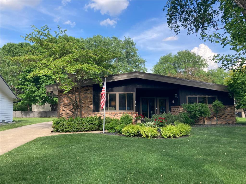 809 16th Street SW, Willmar, MN, 56201 MLS 6260913 Edina Realty