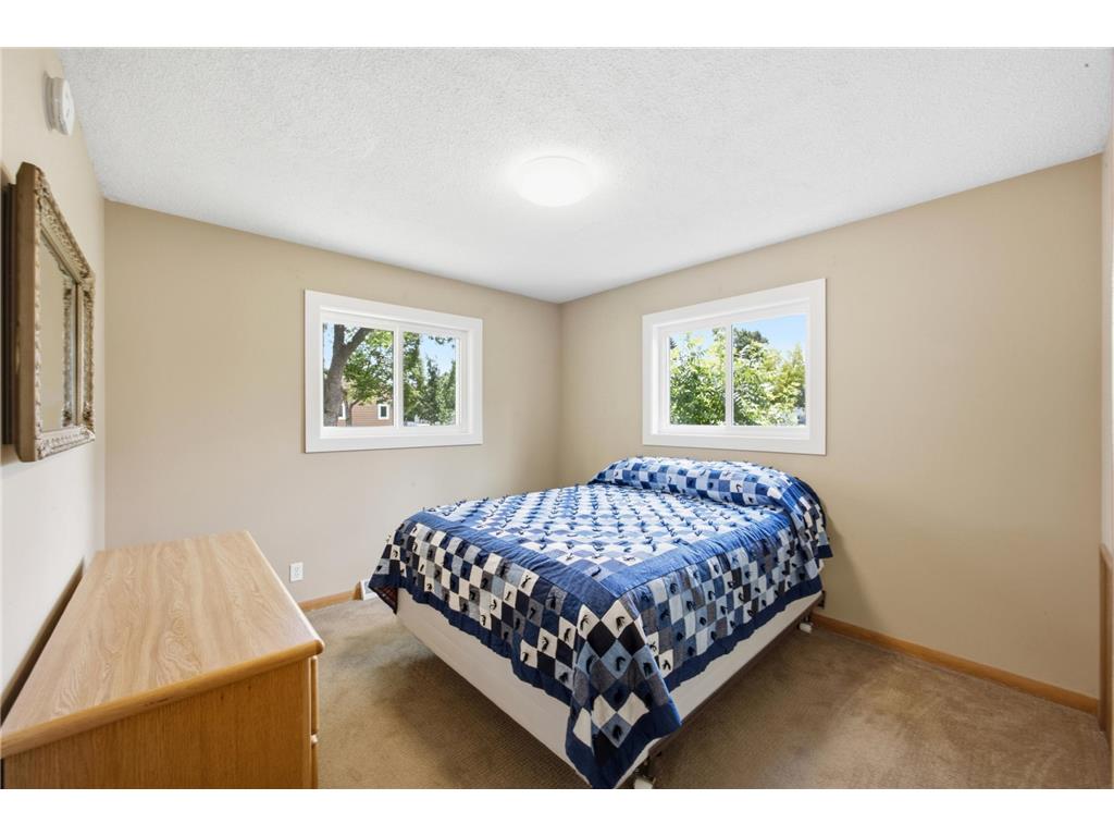 809 19TH Street N Moorhead MN 56560 7096988 image16