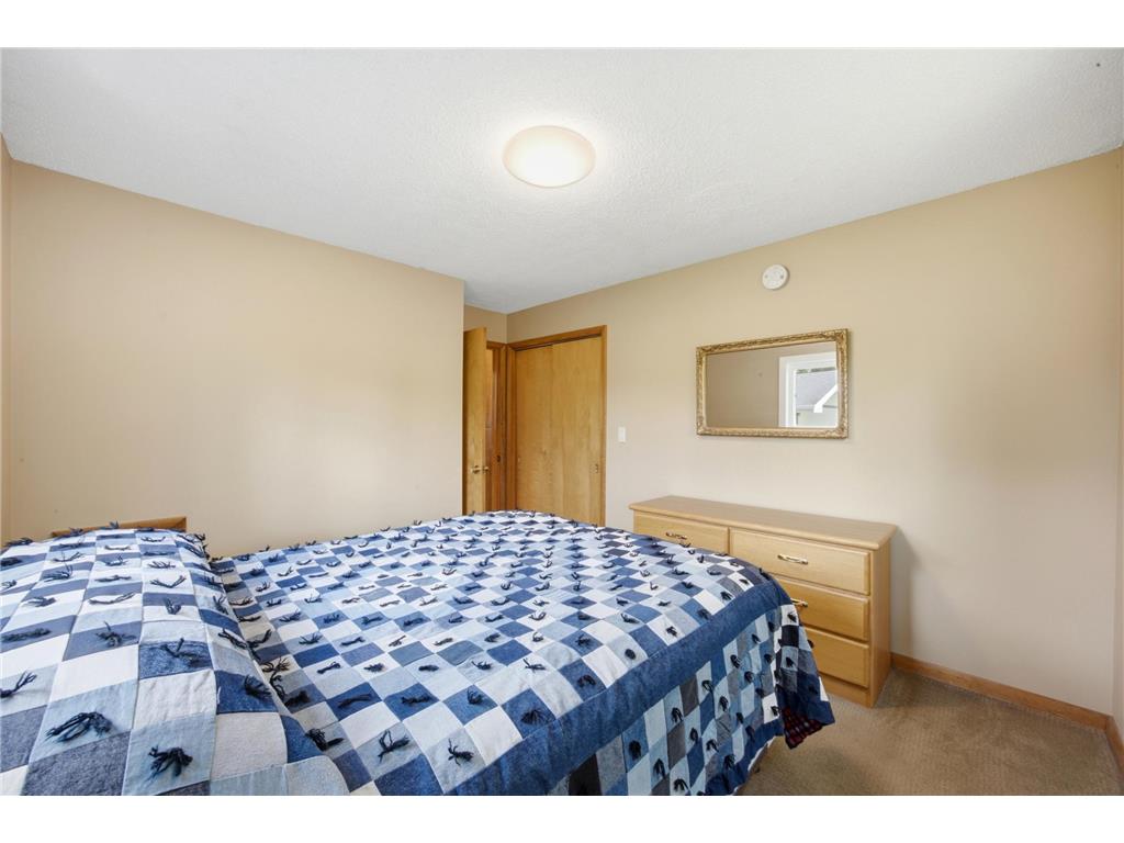 809 19TH Street N Moorhead MN 56560 7096988 image17