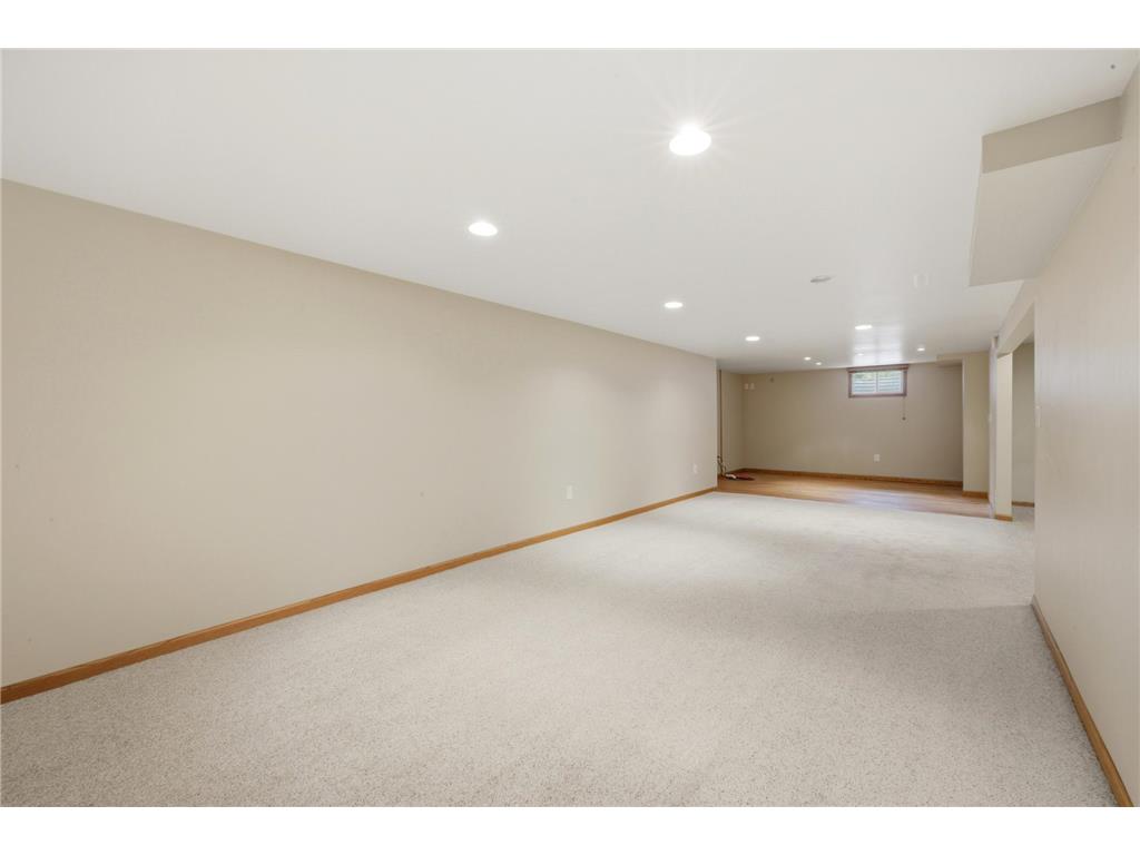809 19TH Street N Moorhead MN 56560 7096988 image25