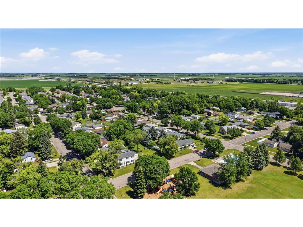 809 19TH Street N Moorhead MN 56560 7096988 image38