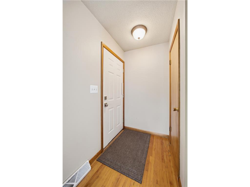 809 19TH Street N Moorhead MN 56560 7096988 image6