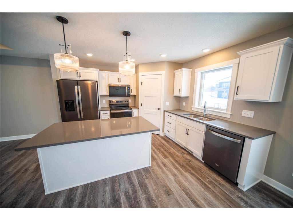 809 5th Avenue NW Dodge Center MN 55927 6808788 image10