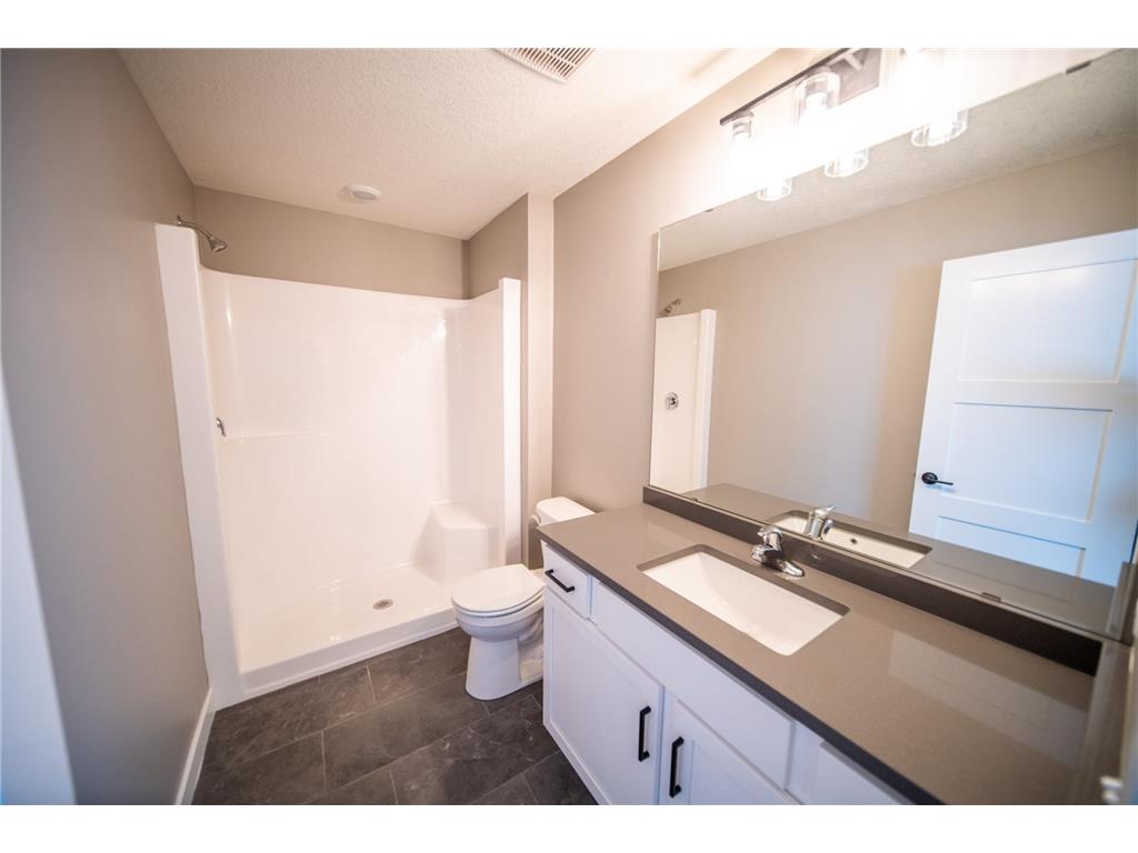 809 5th Avenue NW Dodge Center MN 55927 6808788 image19