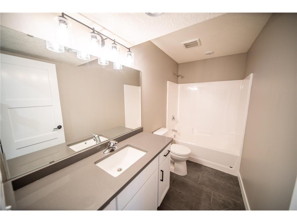 809 5th Avenue NW Dodge Center MN 55927 6808788 image27