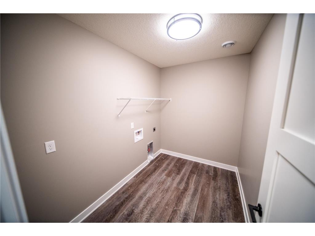 809 5th Avenue NW Dodge Center MN 55927 6808788 image30