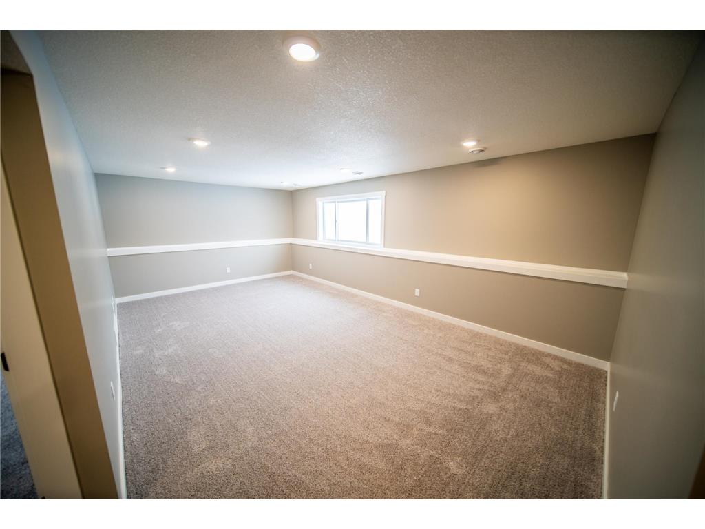 809 5th Avenue NW Dodge Center MN 55927 6808788 image31