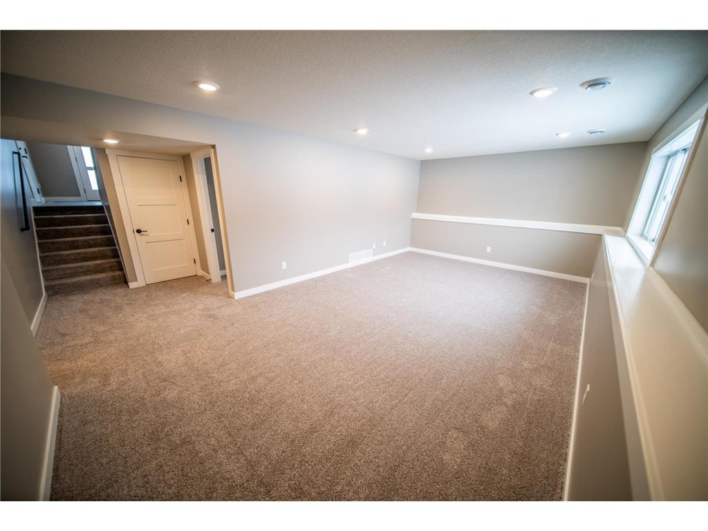 809 5th Avenue NW Dodge Center MN 55927 6808788 image32