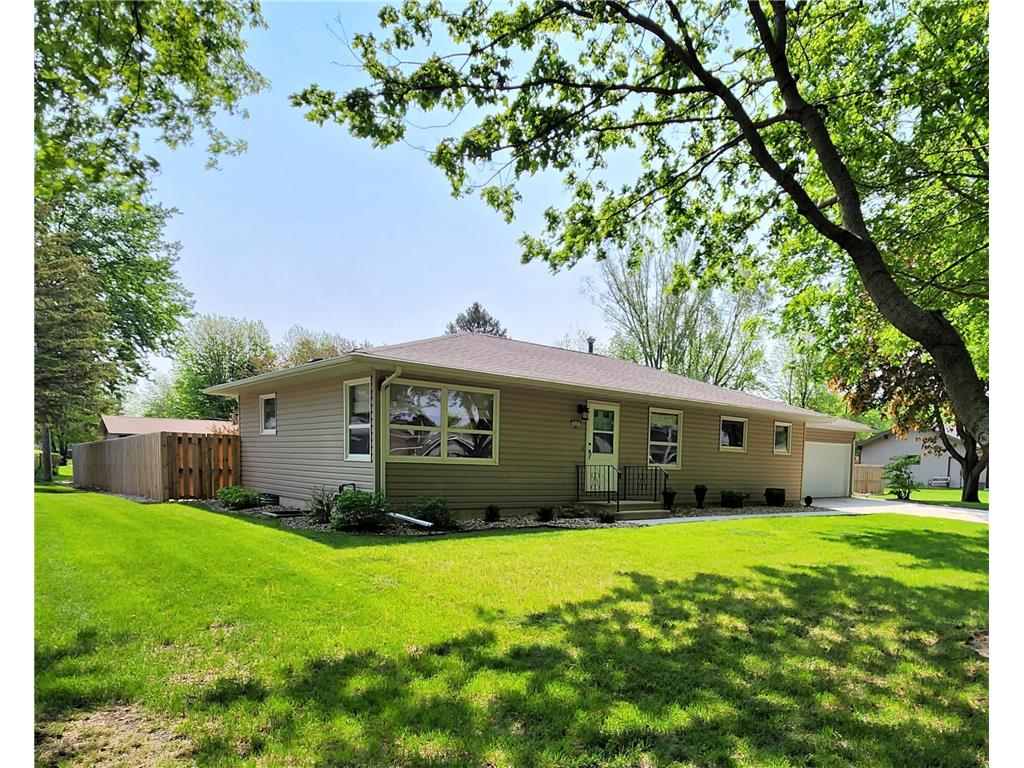 809 5th Avenue SE Pipestone MN 56164 6375893 image1