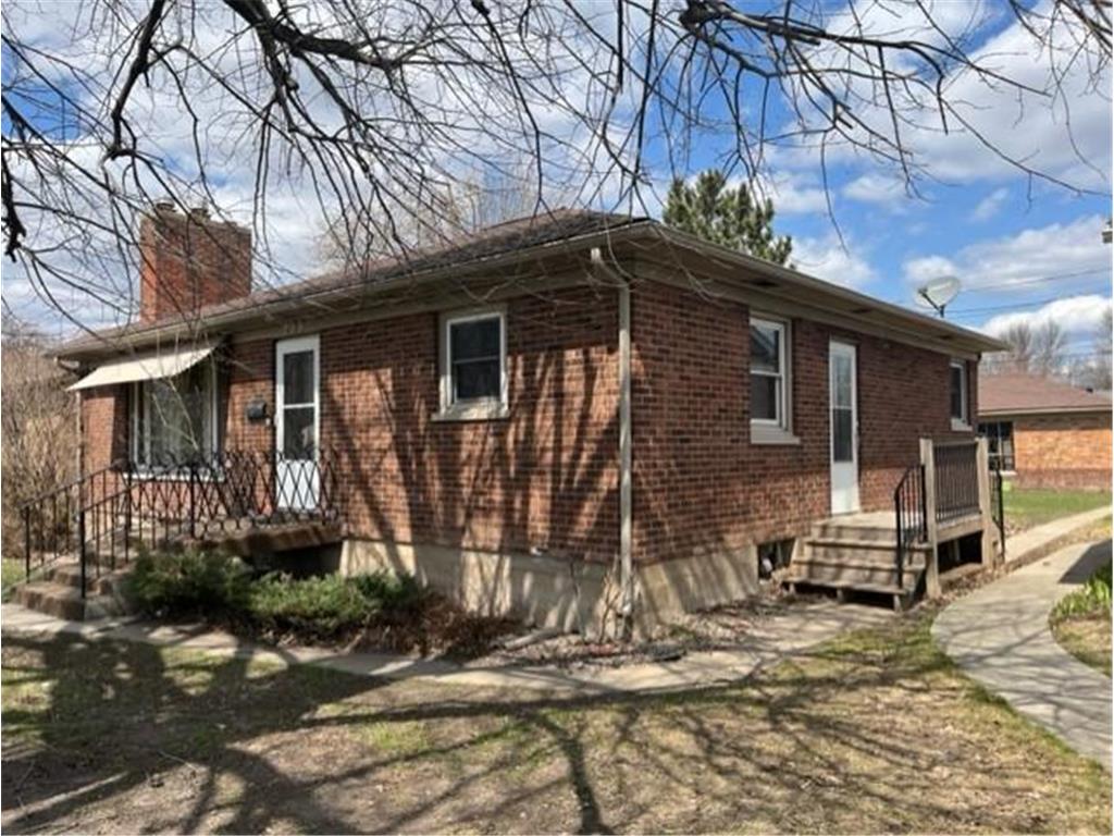 809 8th Street S Virginia MN 55792 6365932 image1