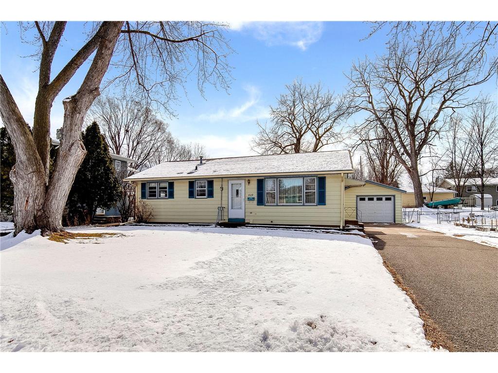 809 9th Street W Hastings MN 55033 6490704 image1