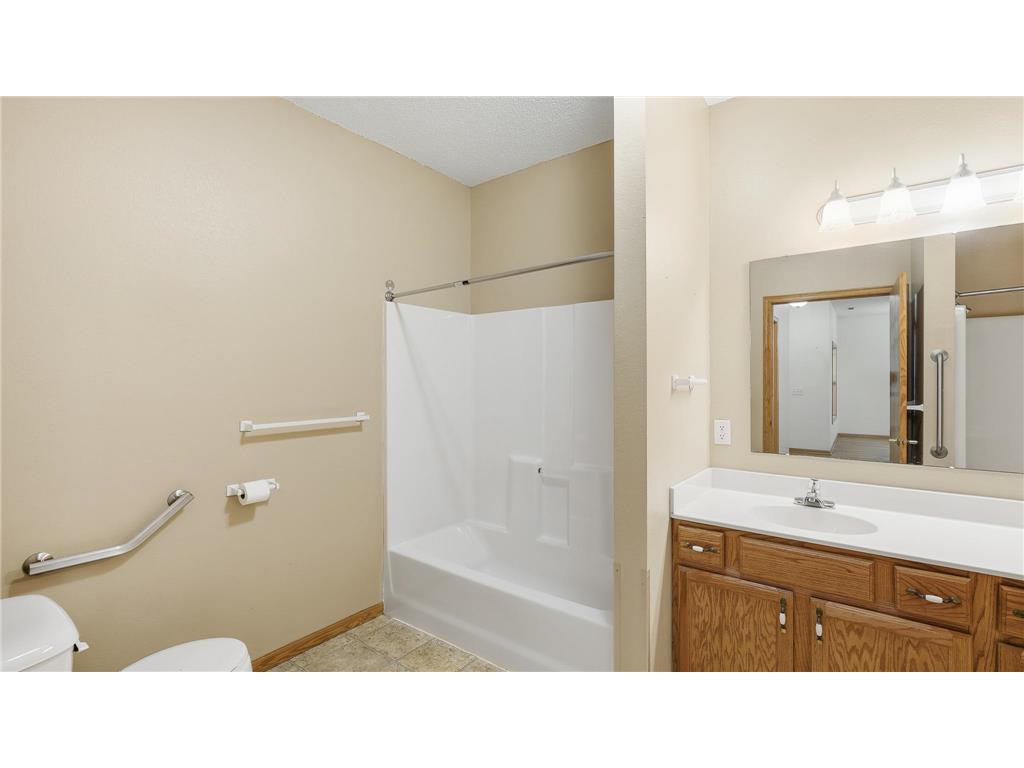 809 Dublin Court Mankato MN 56001 6813903 image17