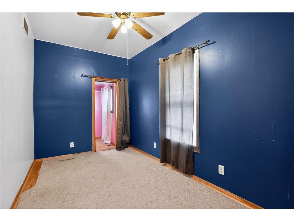 809 E Park Avenue Luck WI 54853 7043748 image16