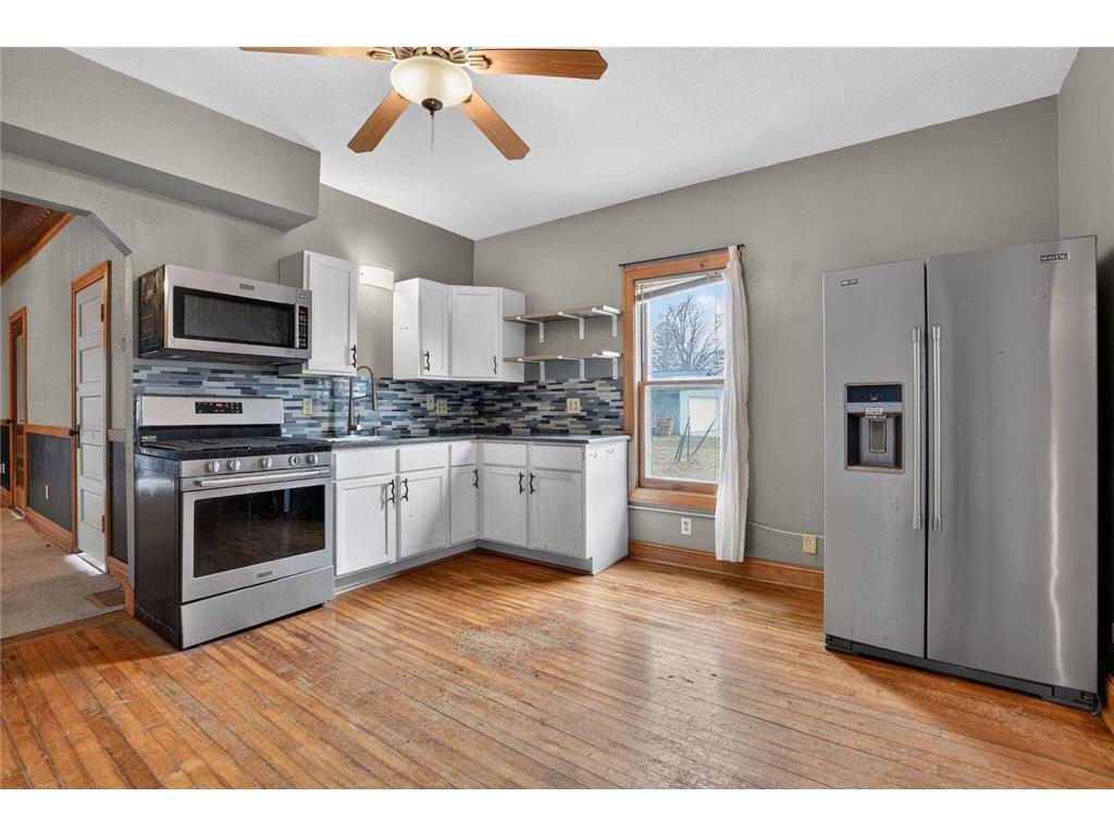 809 E Park Avenue Luck WI 54853 7043748 image6