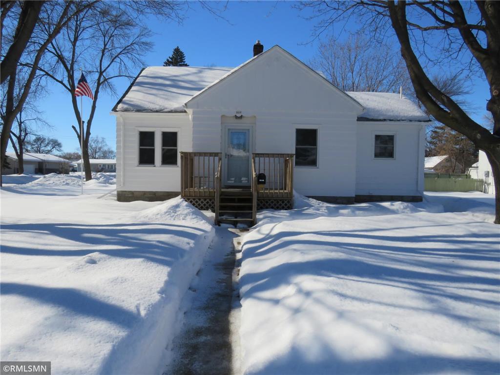 809 Elliott Avenue N, Glencoe, MN, 55336 MLS 6331144 Edina Realty