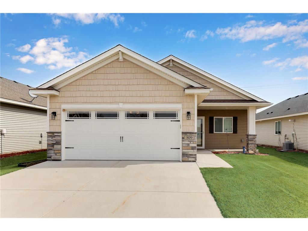 809 Golden Way NW Isanti MN 55040 6686695 image1