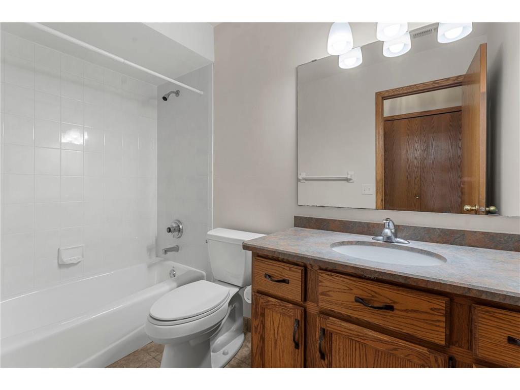 809 Ivy Lane Eagan MN 55123 7077623 image26