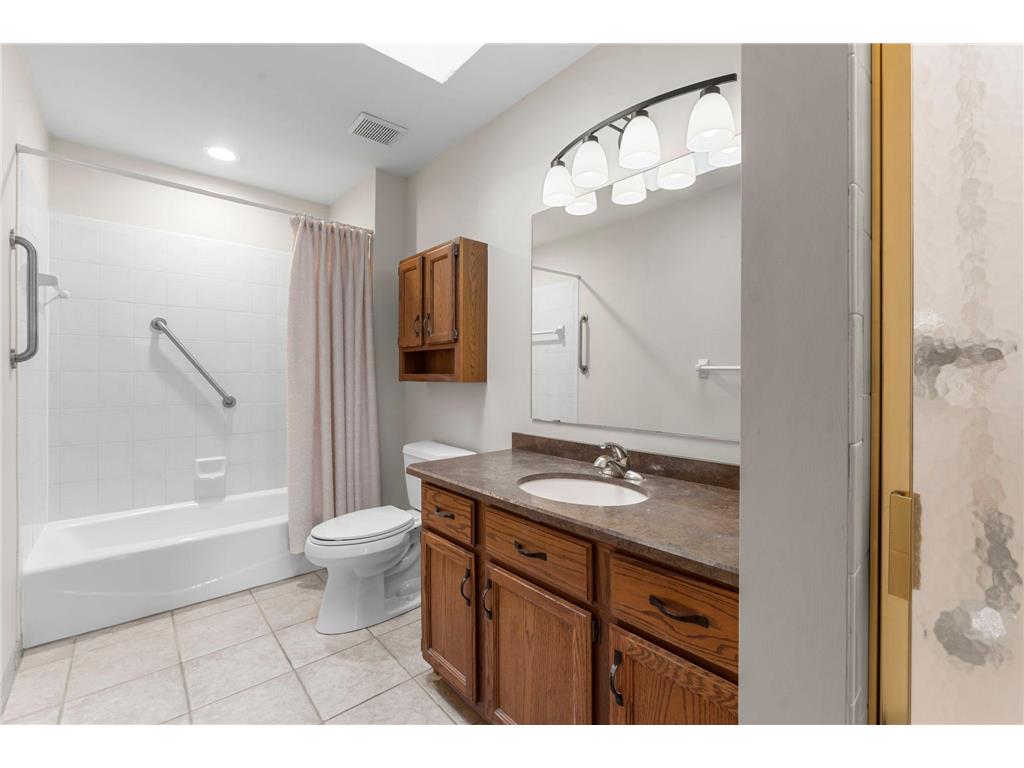 809 Ivy Lane Eagan MN 55123 7077623 image36