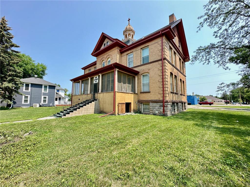 809 Oak Street Lisbon ND 58054 6412905 image1