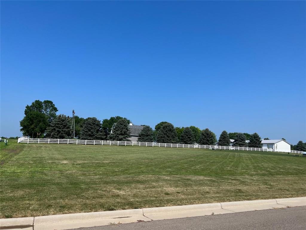 809 Oklahoma Avenue S Adrian MN 56110 6237450 image1