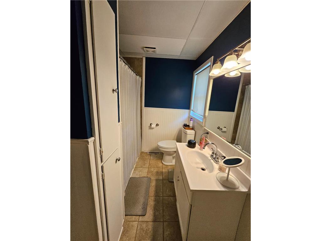 809 Park Avenue Morris MN 56267 7082006 image16