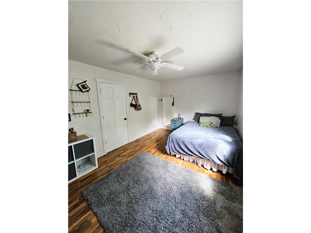 809 Park Avenue Morris MN 56267 7082006 image17