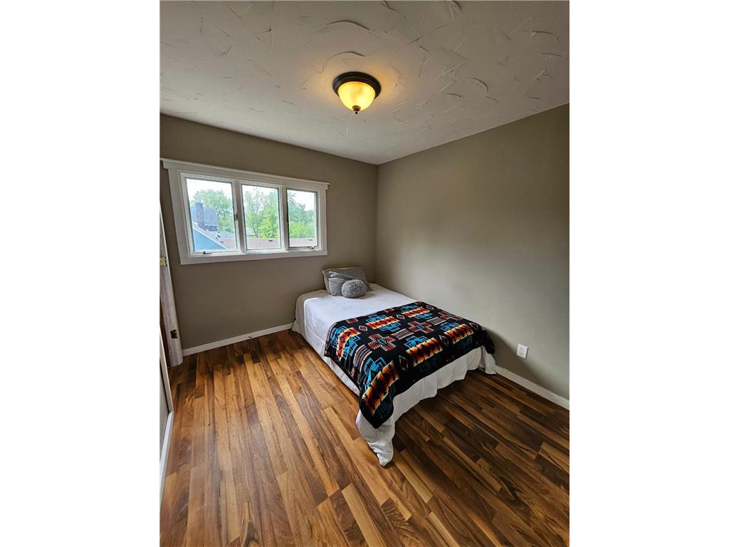 809 Park Avenue Morris MN 56267 7082006 image19