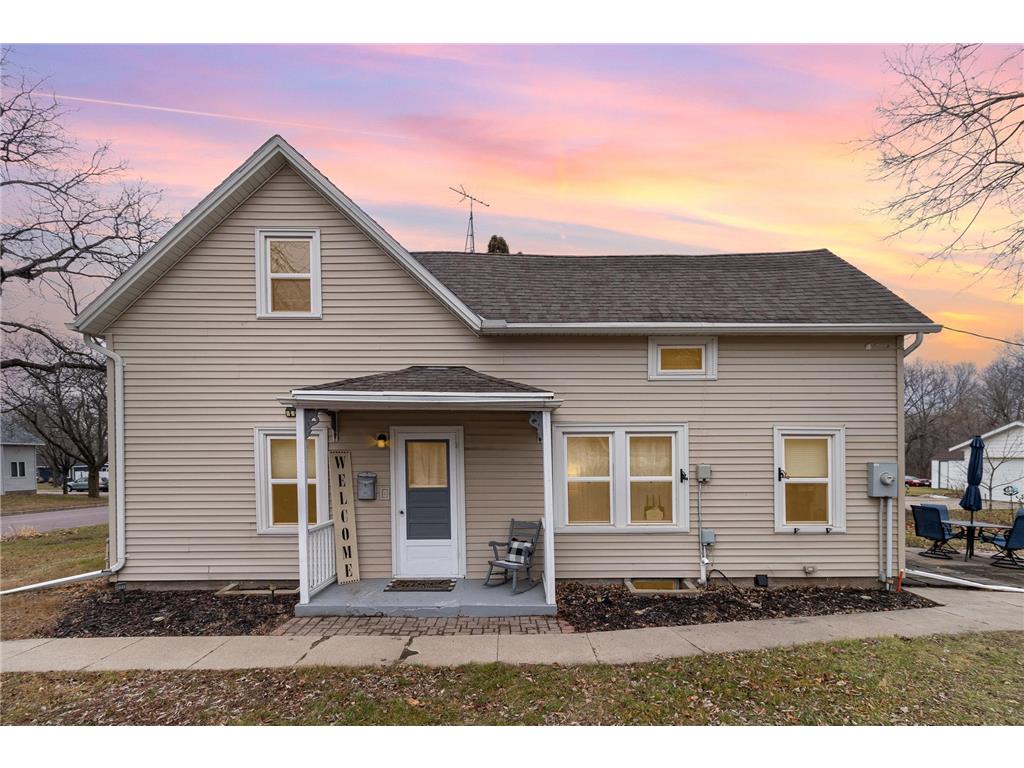 809 S Front Street Saint Peter MN 56082 6471046 image1