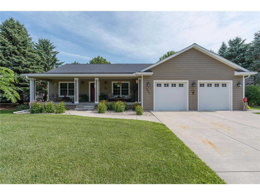 809 Spruce Place Saint Peter MN 56082 7108335 image1