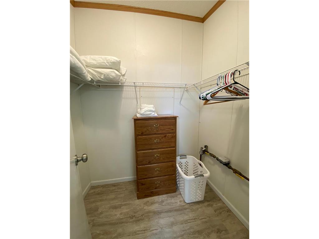 809 Van Dyke Road Alexandria MN 56308 - Henry 7075796 image15