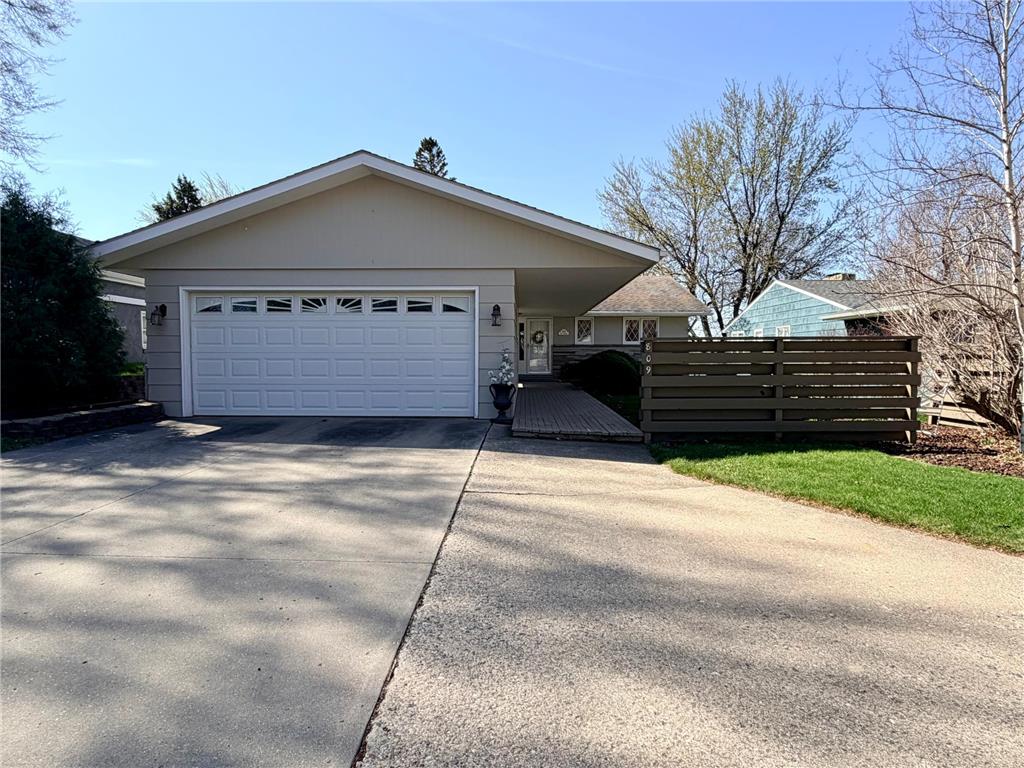 809 W Lake Avenue Worthington MN 56187 - Okabena 7054111 image2