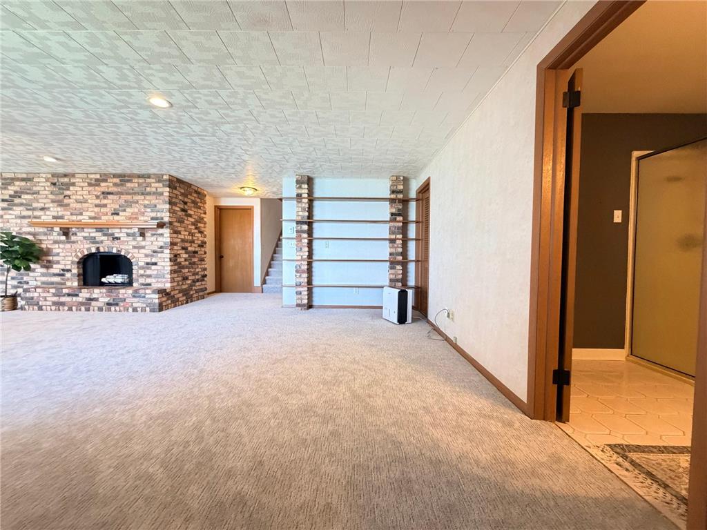809 W Lake Avenue Worthington MN 56187 - Okabena 7054111 image35