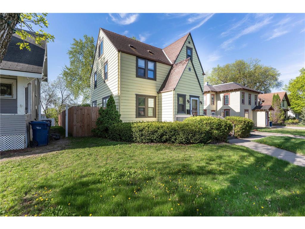 809 W Lincoln Avenue Fergus Falls MN 56537 6718022 image4
