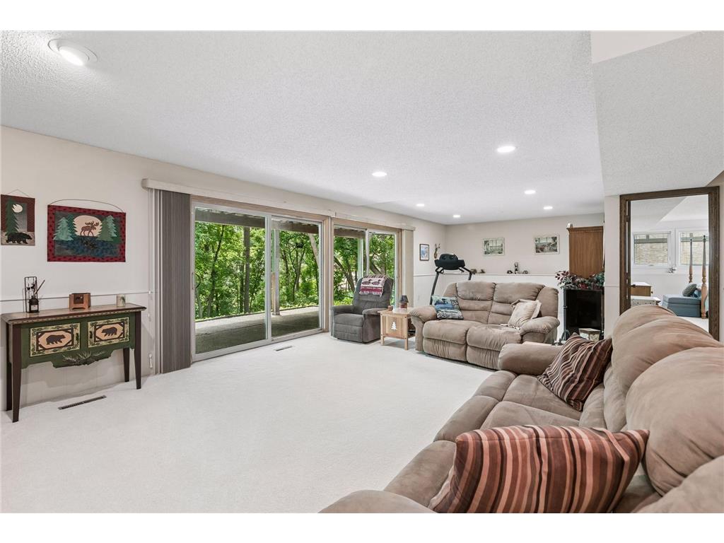 8091 Kentucky Circle Bloomington MN 55438 7087319 image21