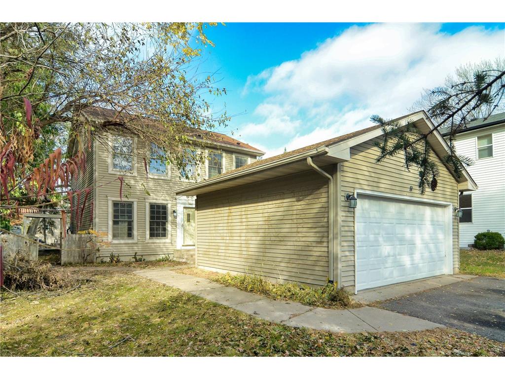 81 Grove Street Mahtomedi MN 55115 - White Bear 6274239 image1