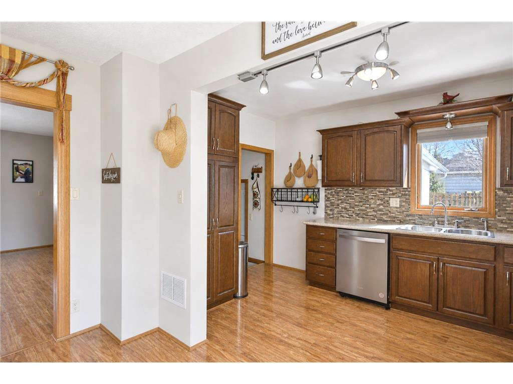810 10th Avenue SE Austin MN 55912 7066851 image15