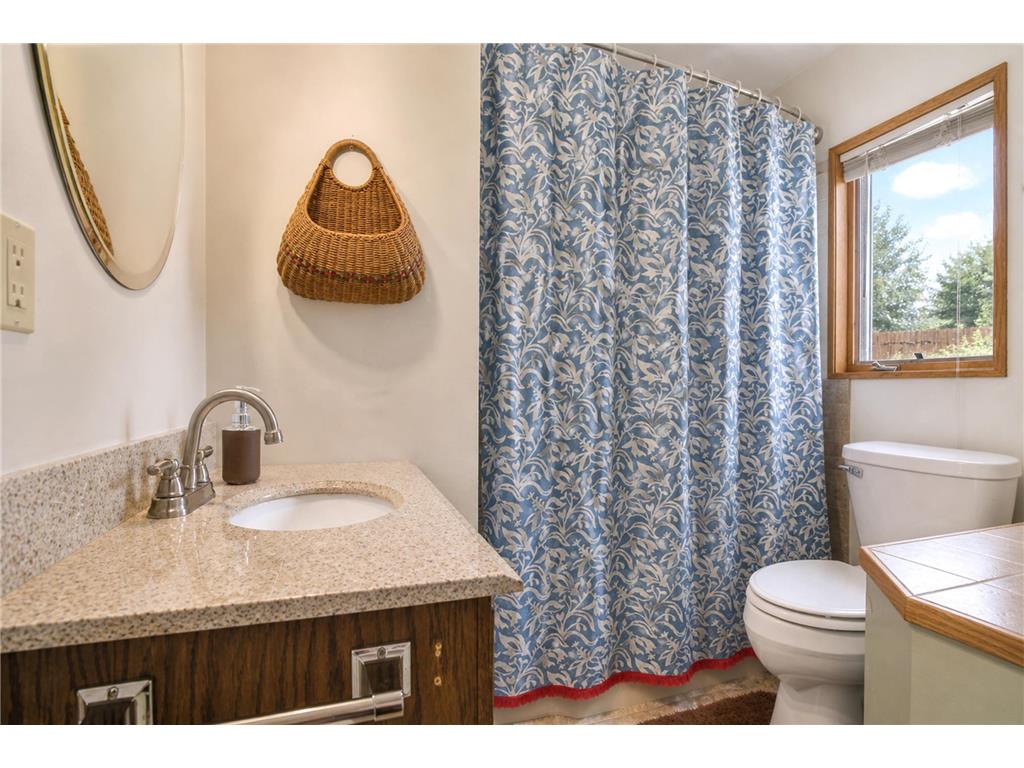 810 10th Avenue SE Austin MN 55912 7066851 image22