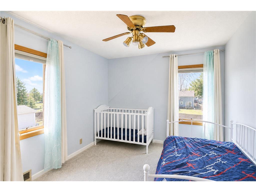 810 10th Avenue SE Austin MN 55912 7066851 image27