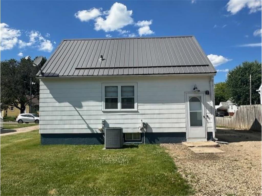 810 14th Avenue SE Austin MN 55912 7099174 image3