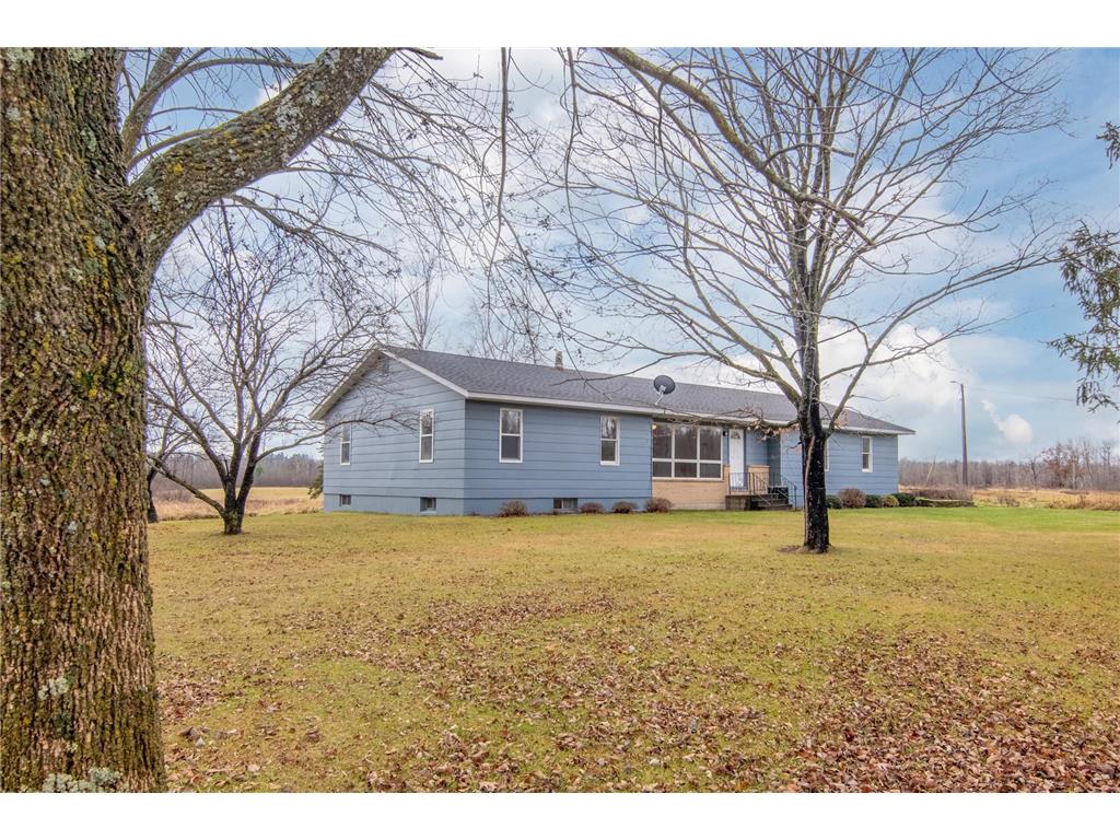 810 165th Avenue Apple River Twp WI 54810 6622760 image1