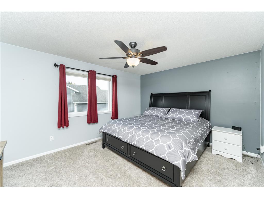 810 19th Street Zumbrota MN 55992 6791036 image12