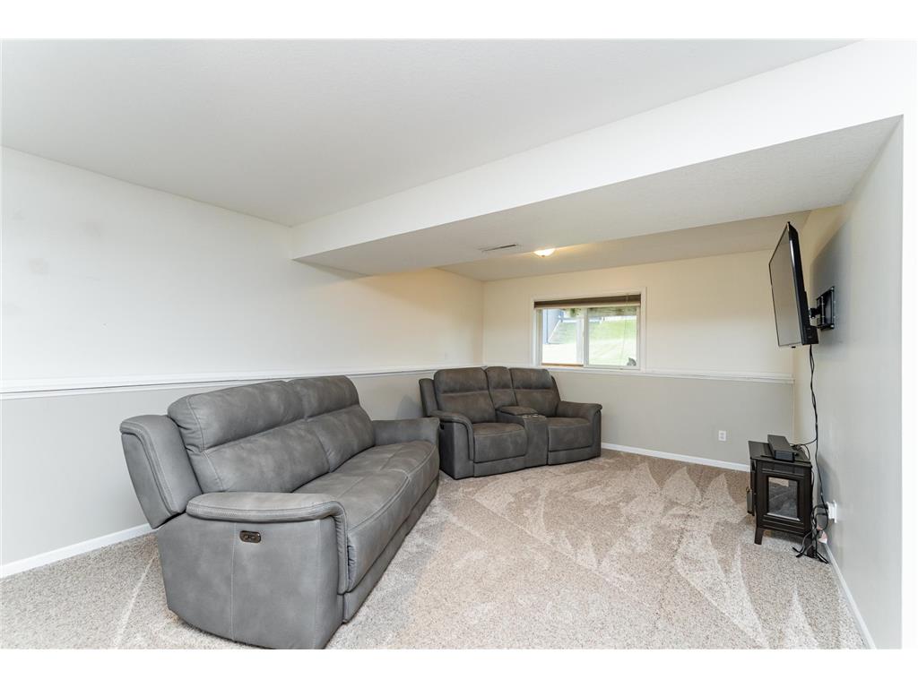 810 19th Street Zumbrota MN 55992 7039621 image19